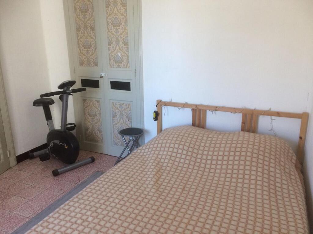 Appartement Sur Sommieres Jusqu'A 6 Personnes Luaran gambar