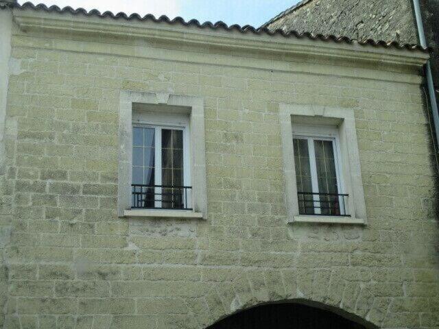 Appartement Sur Sommieres Jusqu'A 6 Personnes Luaran gambar